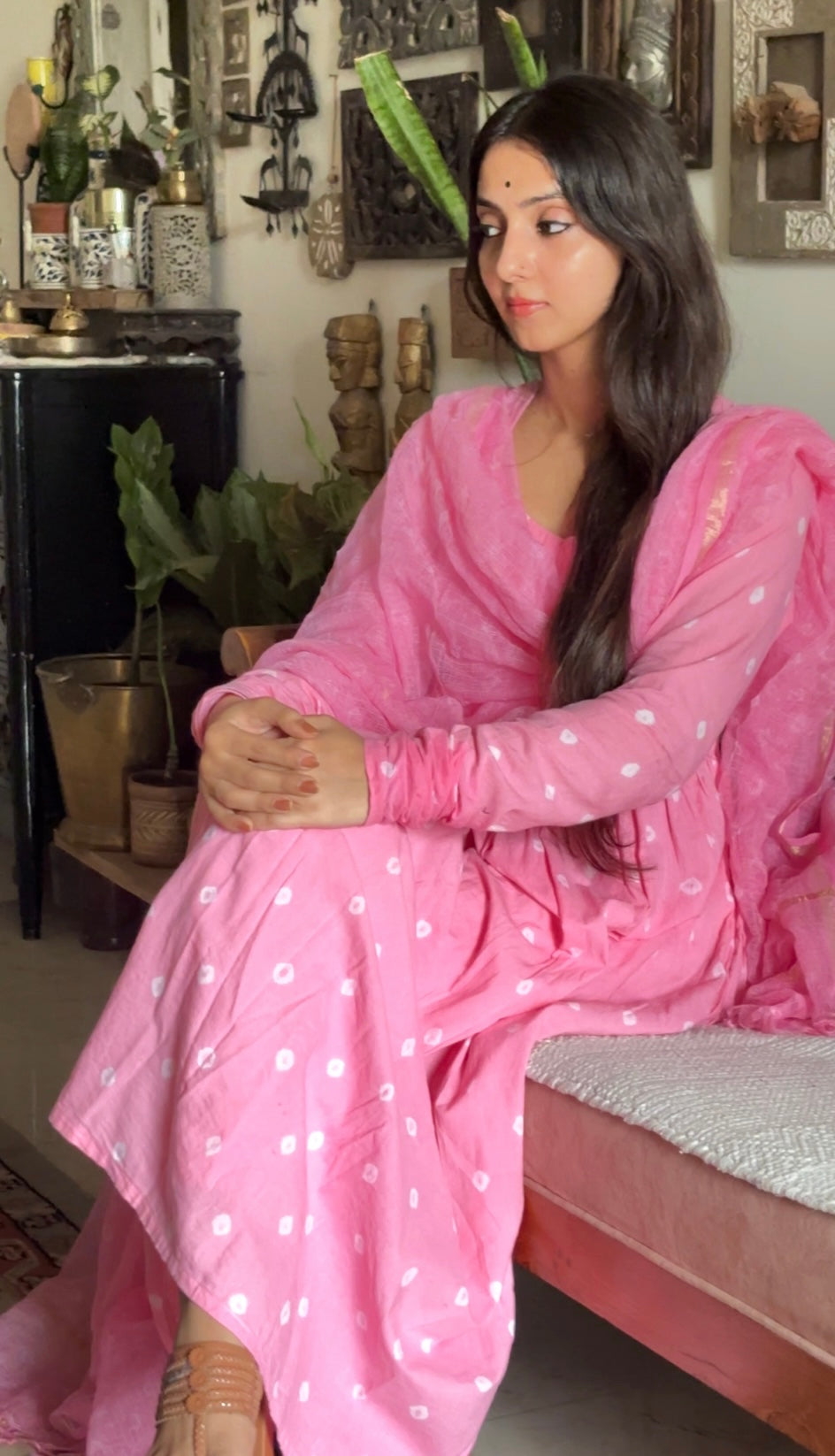 raqeeb pink bandhni set