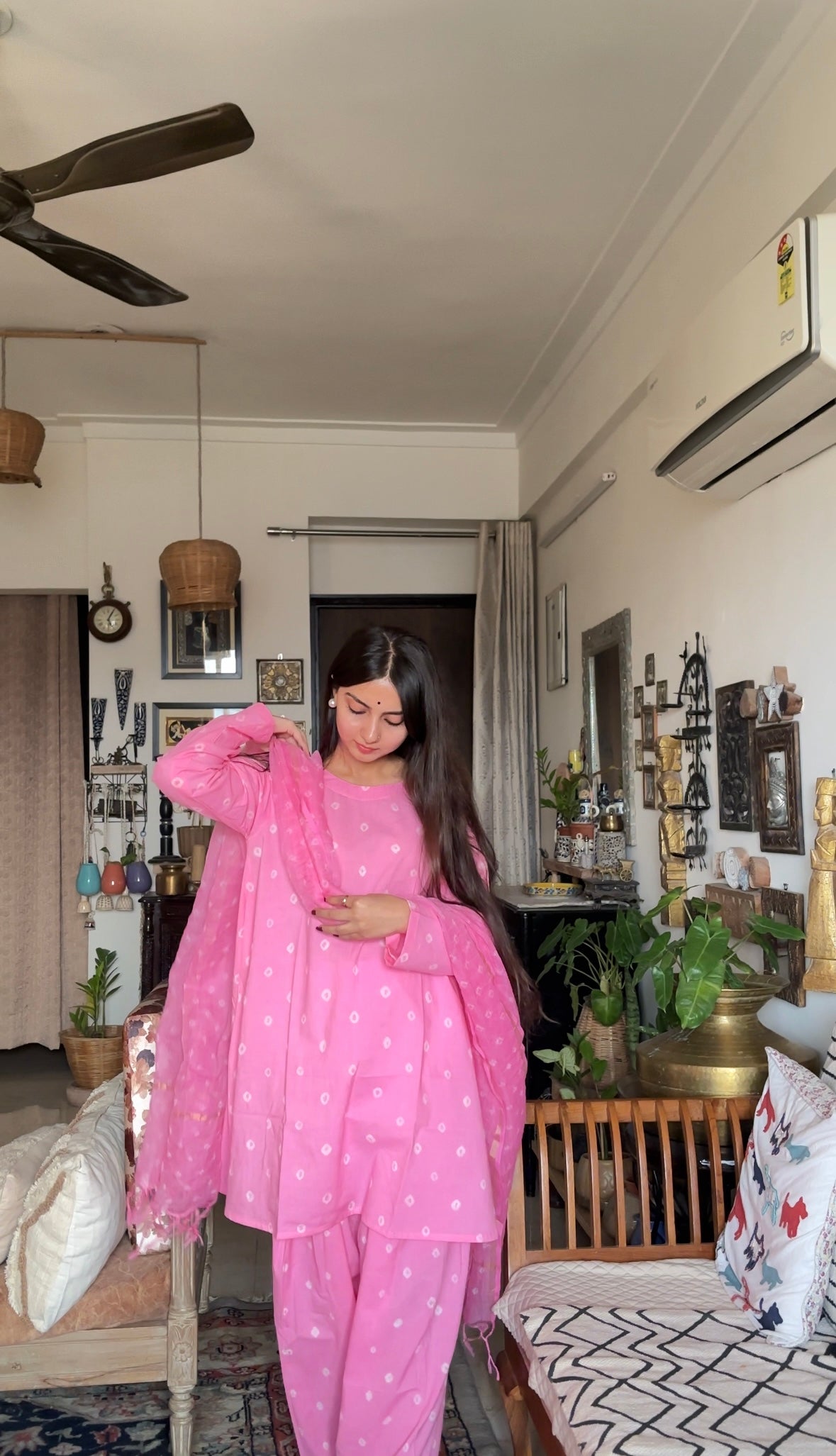 raqeeb pink bandhni
