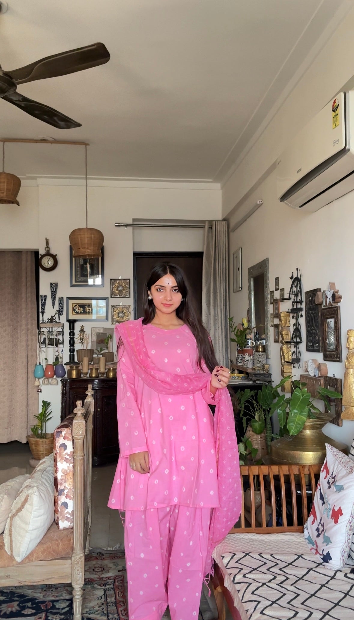 raqeeb pink bandhni