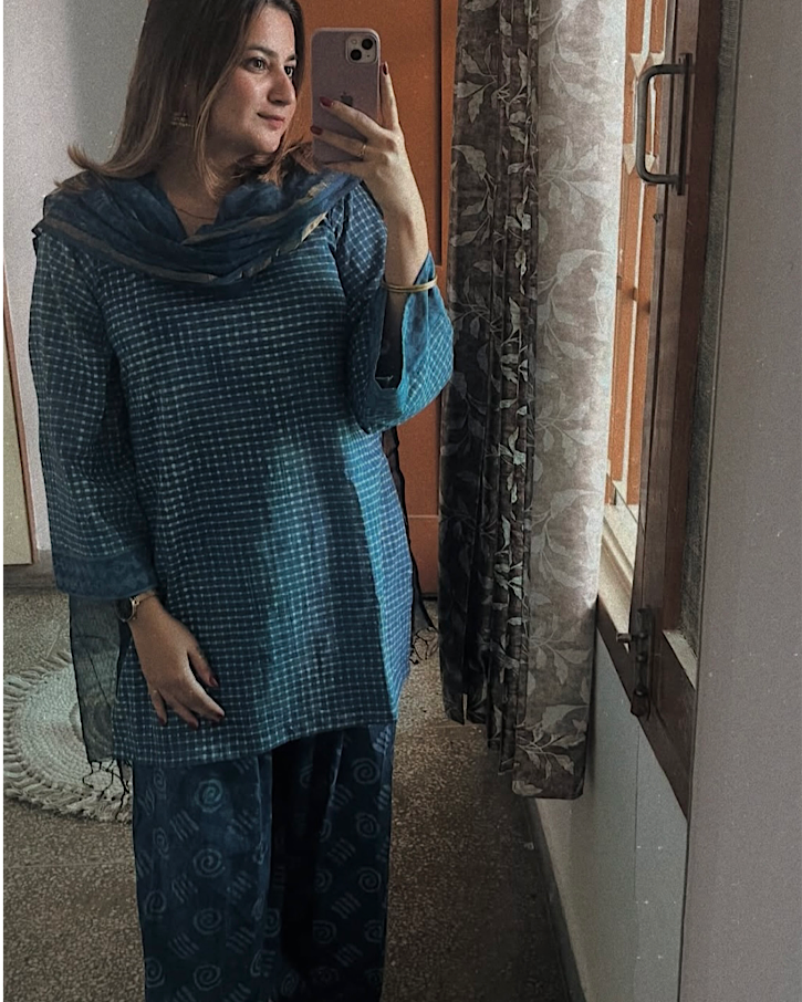 Indigo Sapna Farshi