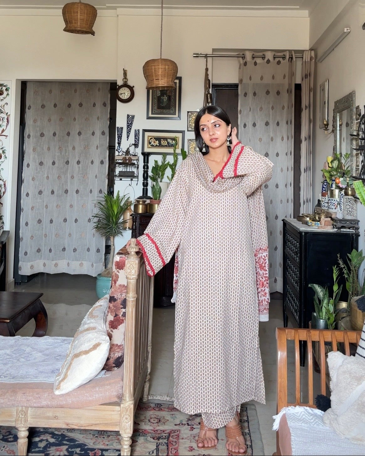 beige kamal set
