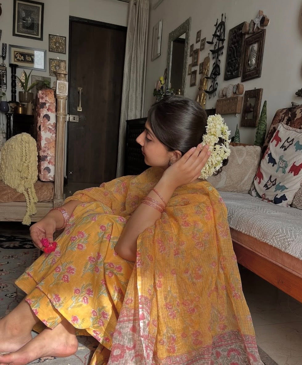 swarna in yellow