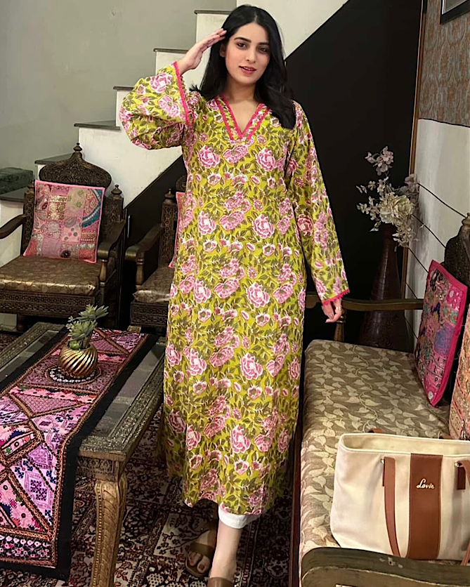 Khus Middle Eastern Kameez