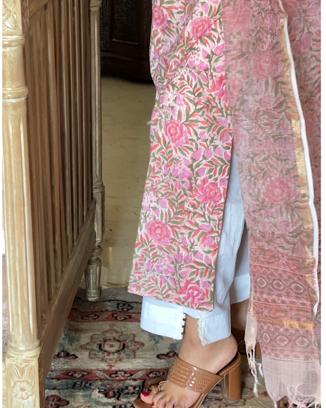 Gulab Kameez Set