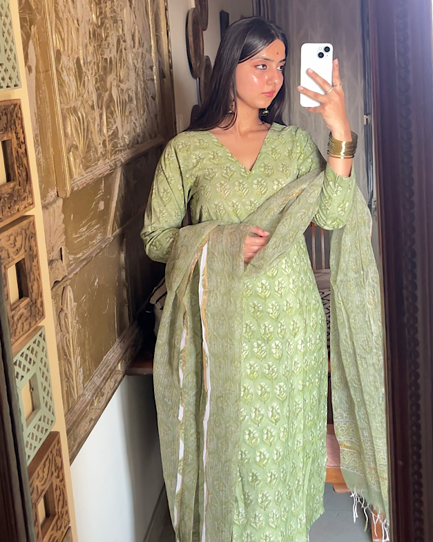 Grape Middle Eastern Set