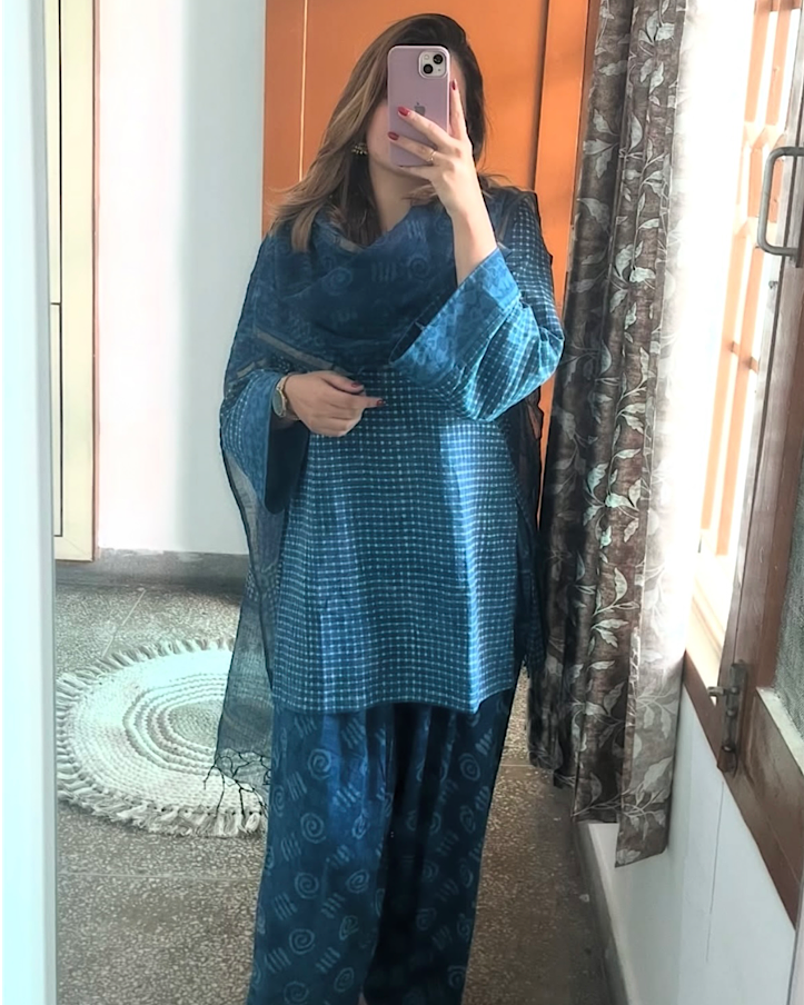 Indigo Sapna Farshi