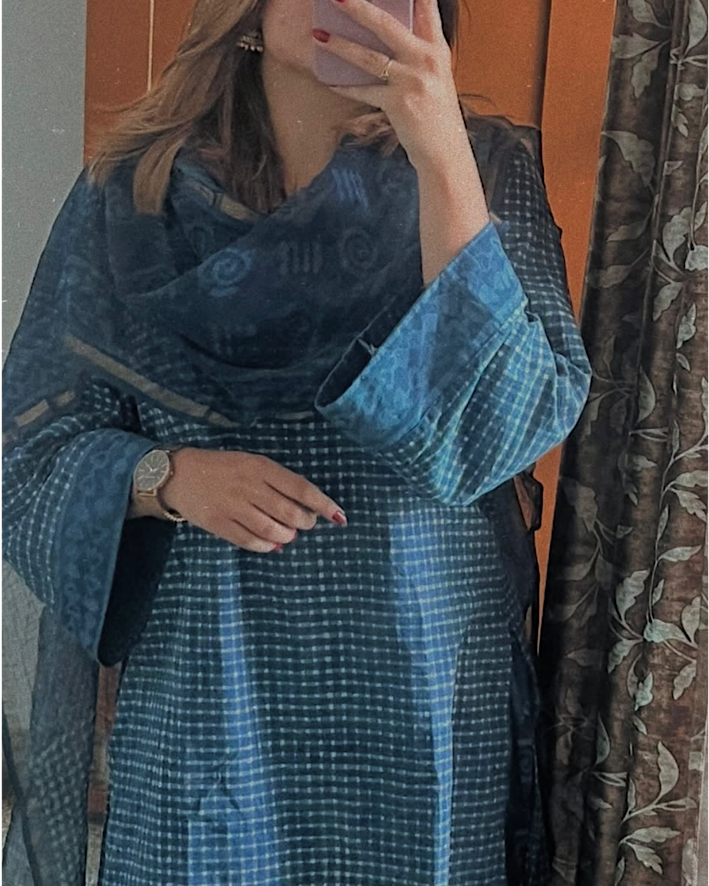 Indigo Sapna Farshi