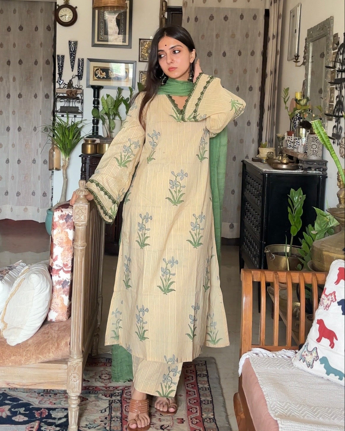 beige chaap 26 set