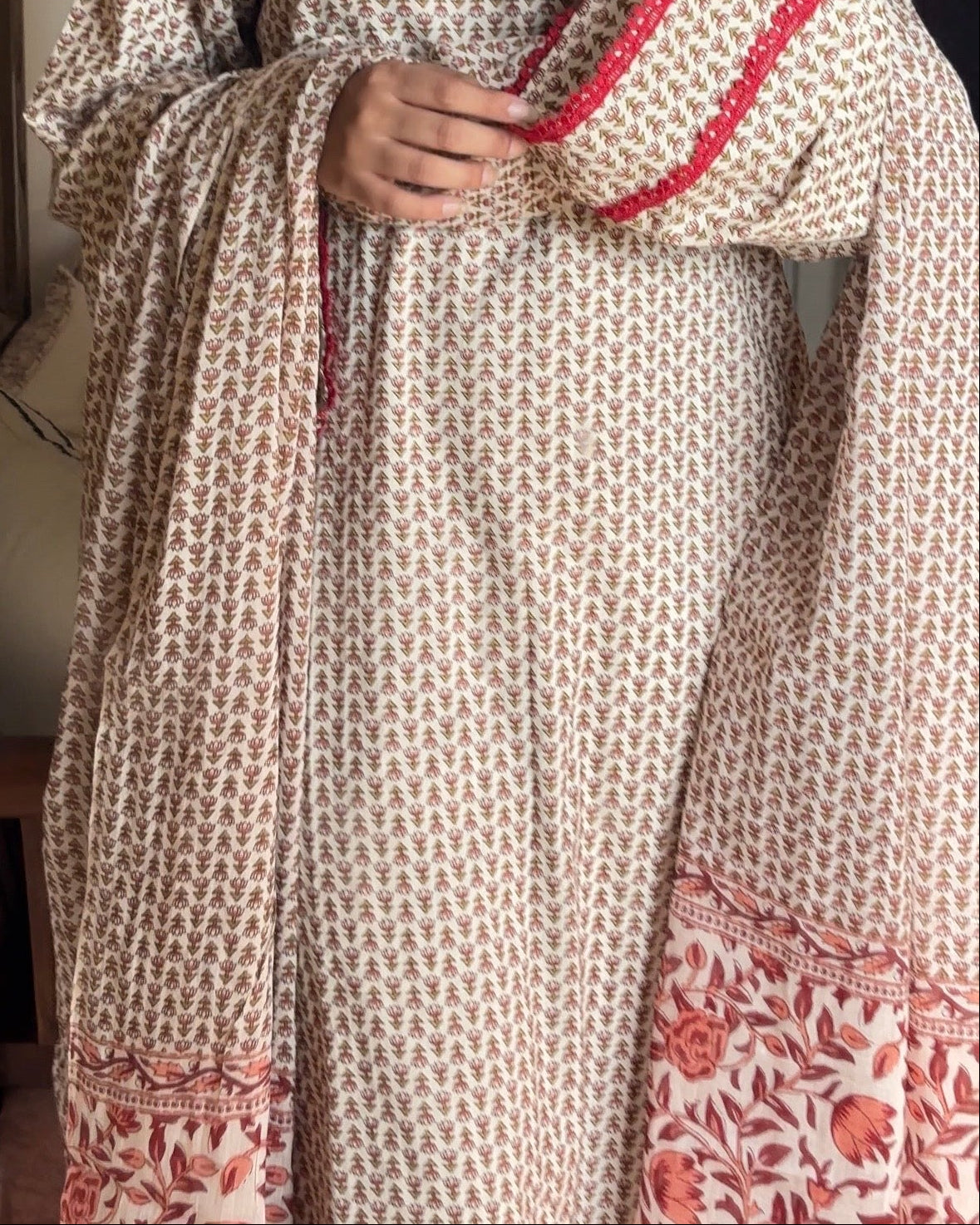 beige kamal set